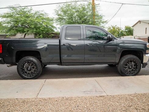 Used 2017 Chevrolet Silverado 1500 LT w/ All Star Edition AWD/4WD image 6