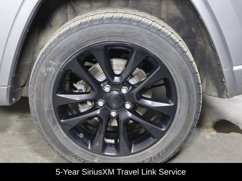 Used 2020 Jeep Grand Cherokee Altitude AWD/4WD image 41