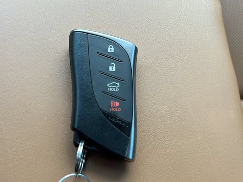 Used 2021 Lexus ES 350 w/ Accessory Package FWD image 25