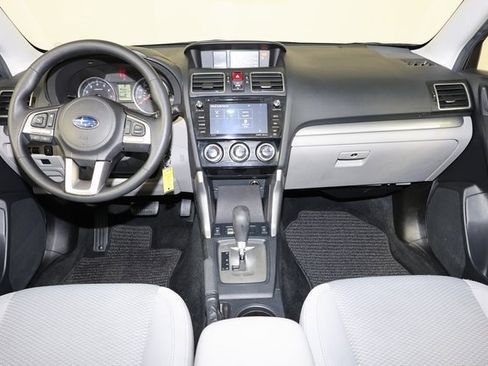 Used 2018 Subaru Forester 2.5i Premium w/ All-Weather Package image 10