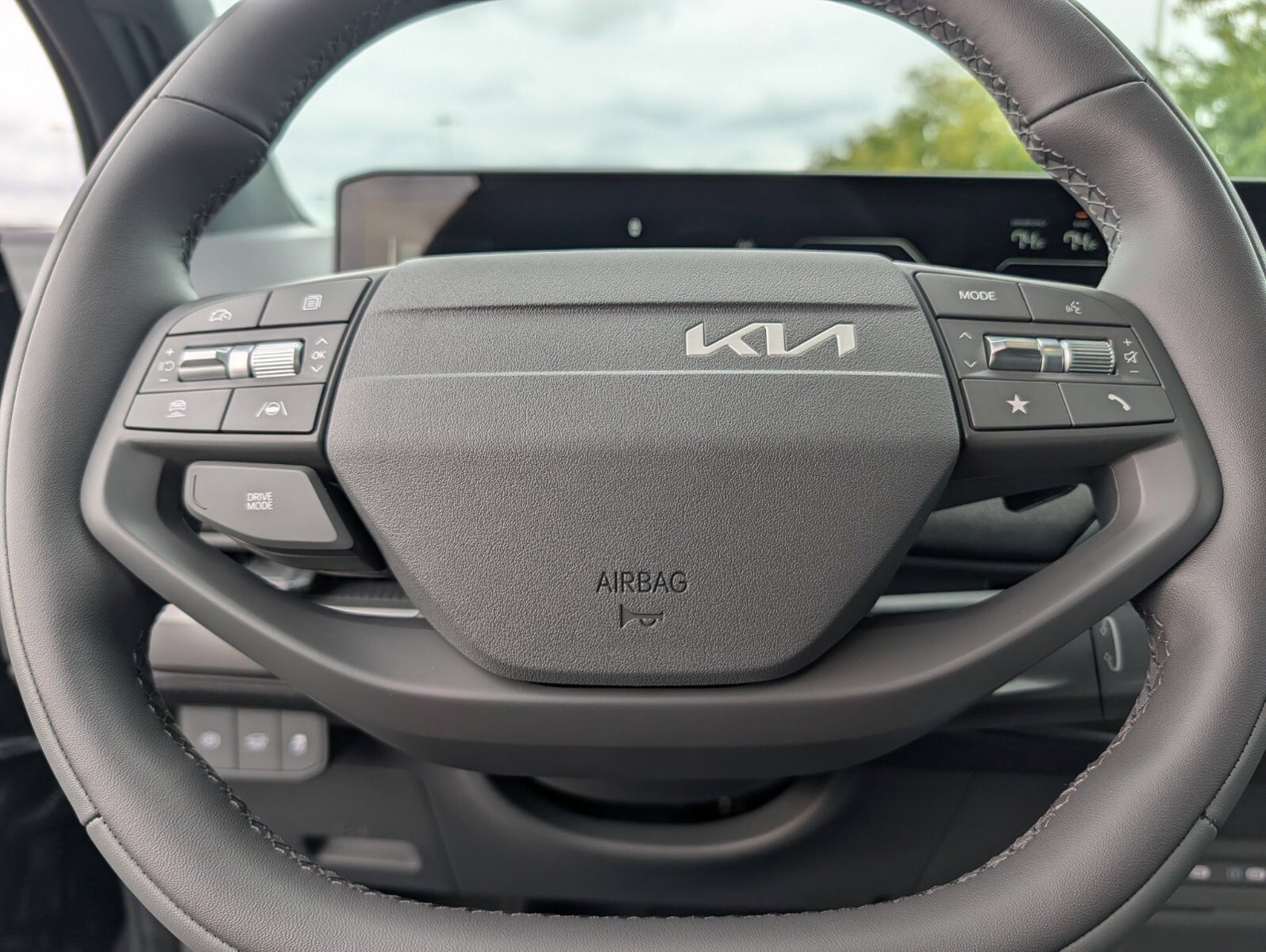 New 2027 Kia EV3 Land AWD/4WD image 37
