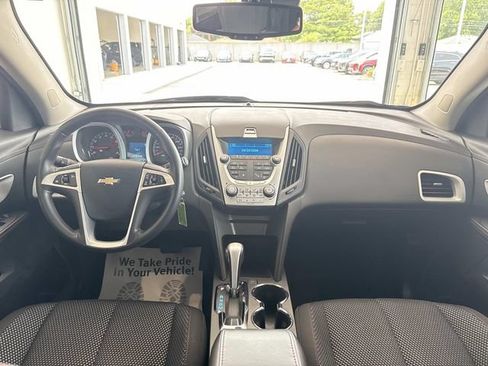 Used 2010 Chevrolet Equinox LT w/ Vehicle Interface Package FWD image 30