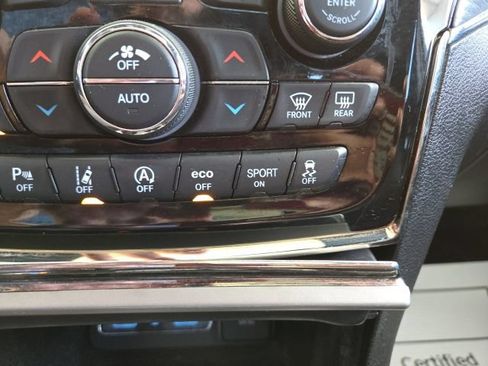 Used 2019 Jeep Grand Cherokee High Altitude AWD/4WD image 14