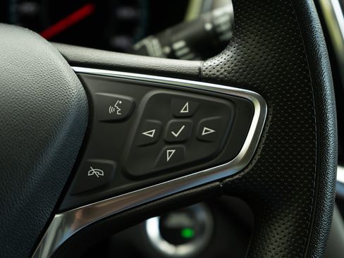 Used 2024 Chevrolet Equinox LS image 21