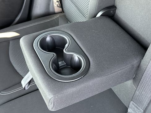 Used 2024 GMC Terrain SLE image 14