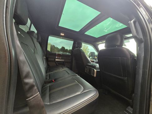 Used 2017 Ford F250 Platinum w/ Platinum Ultimate Package image 15