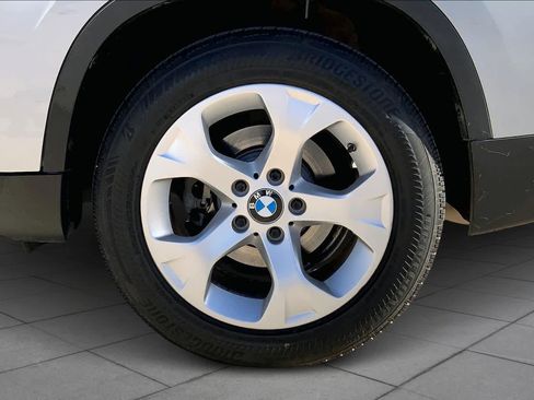 Used 2015 BMW X1 sDrive28i image 10