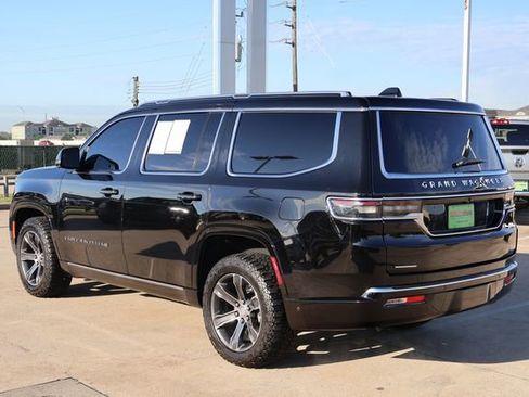 Used 2023 Jeep Grand Wagoneer 4WD image 4