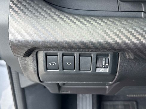 Used 2026 Subaru Ascent Premium AWD/4WD image 32