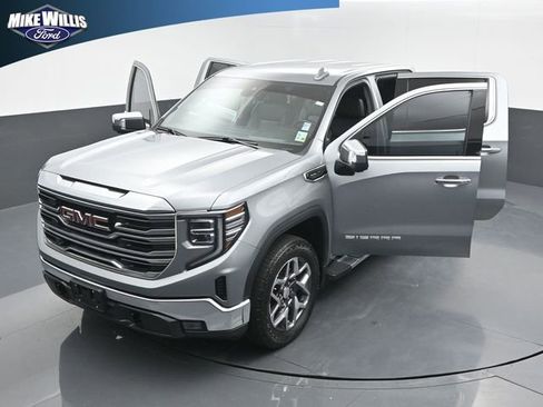 Used 2023 GMC Sierra 1500 SLT w/ SLT Premium Package image 26