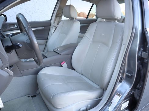 Used 2012 INFINITI G25 Journey image 14