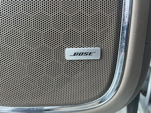 Used 2016 GMC Yukon SLT w/ Open Road Package image 18