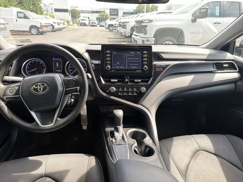 Used 2021 Toyota Camry LE FWD image 30