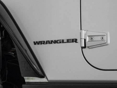 Used 2008 Jeep Wrangler Rubicon w/ Trailer Tow Group AWD/4WD image 41