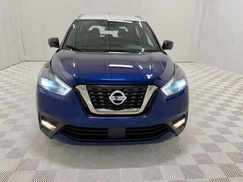 Used 2020 Nissan Kicks SR image 4