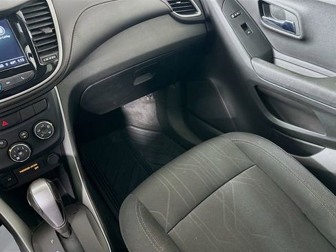Used 2019 Chevrolet Trax LT image 22