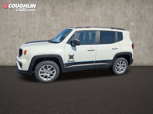 Used 2023 Jeep Renegade Latitude w/ Premium Group AWD/4WD image 4