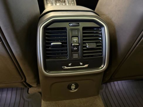 Used 2018 Porsche Macan S AWD/4WD image 37