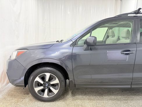 Used 2018 Subaru Forester 2.5i Premium AWD/4WD image 4
