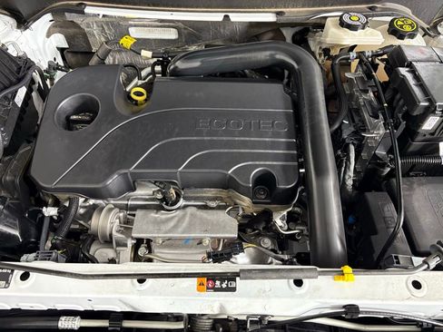 Used 2023 Chevrolet Equinox RS image 44