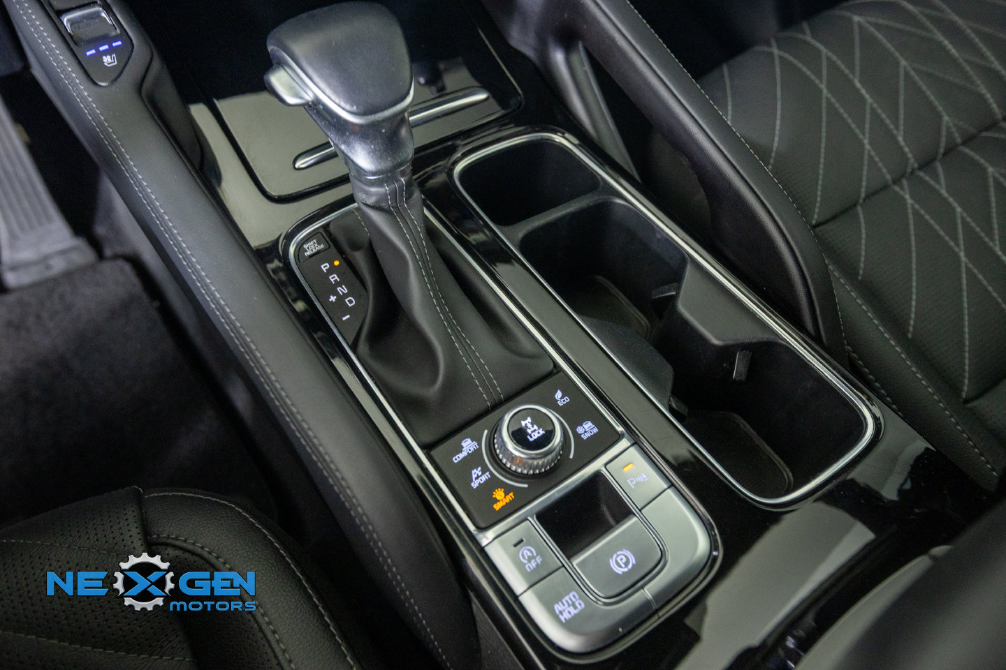 Used 2024 Kia Telluride EX X-Line AWD/4WD image 23