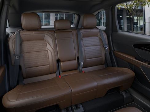 New 2026 Lincoln Nautilus Reserve w/ Jet Appearance Package image 11