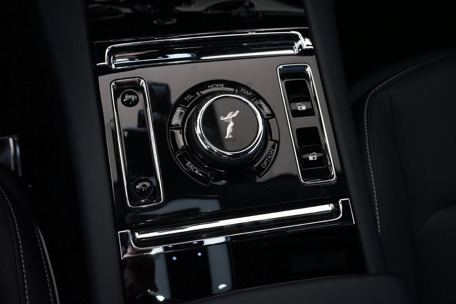 Used 2024 Rolls-Royce Spectre w/ Spectre Launch Package AWD/4WD image 22