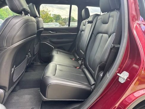 Certified 2026 Jeep Grand Cherokee Limited w/ Limited Altitude Package AWD/4WD image 29