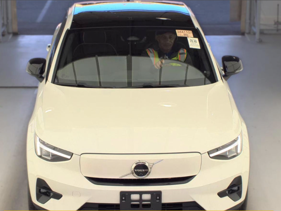 Used 2023 Volvo C40 P8 Recharge Plus AWD/4WD image 19