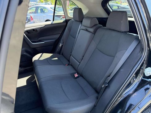 Used 2024 Toyota RAV4 LE AWD/4WD image 20