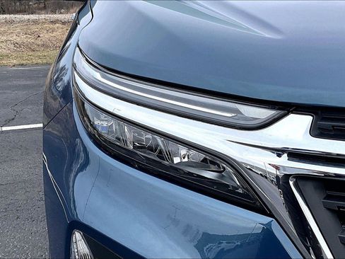 Used 2024 Chevrolet Equinox LT image 29