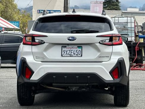 Used 2025 Subaru Crosstrek 2.5i Premium AWD/4WD image 5