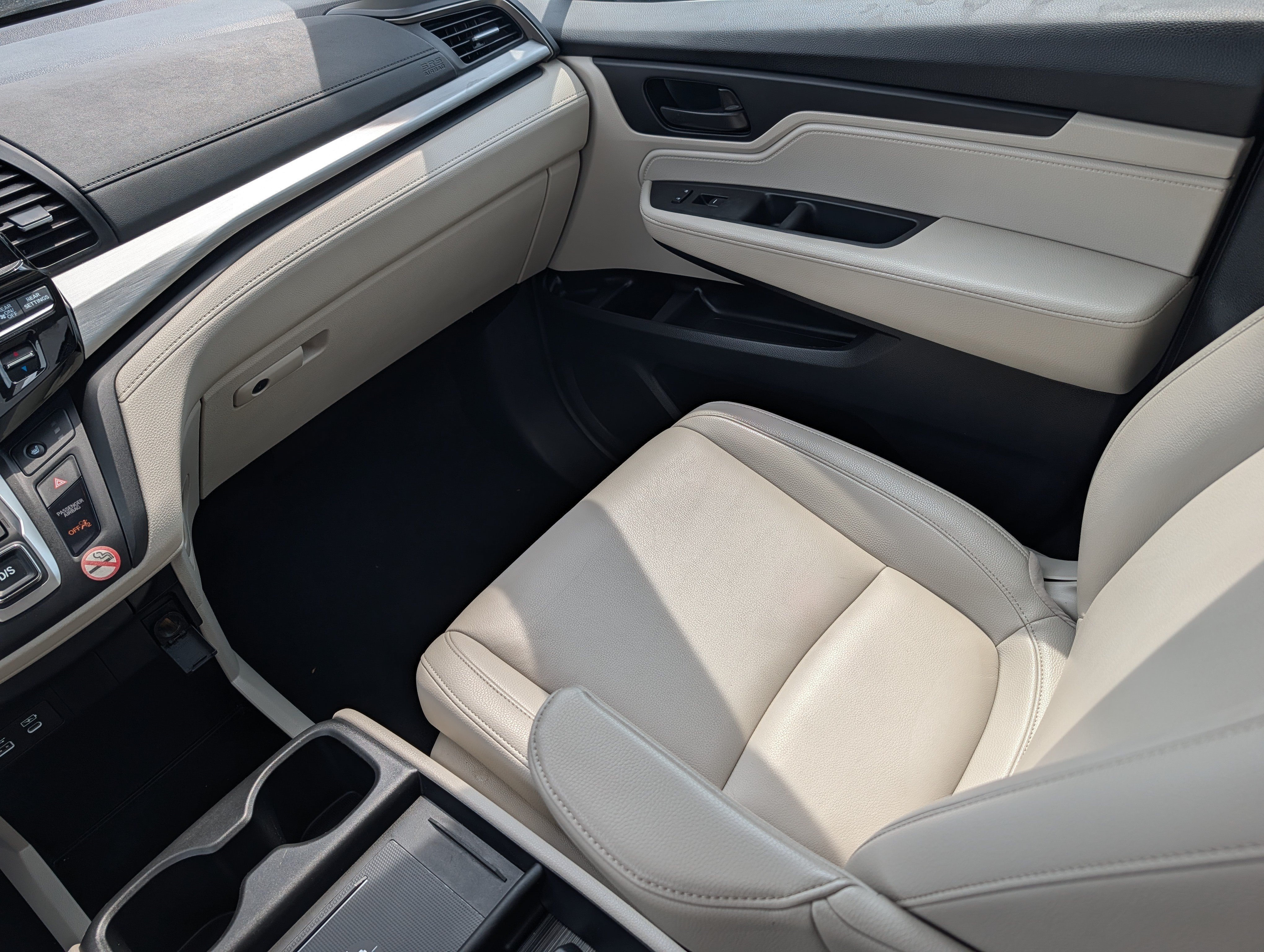 Used 2025 Honda Odyssey EX-L image 11