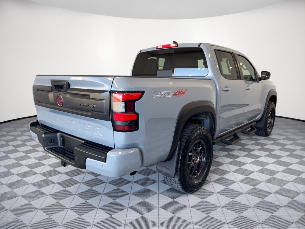 Used 2025 Nissan Frontier PRO-4X w/ Pro Convenience Package AWD/4WD image 9