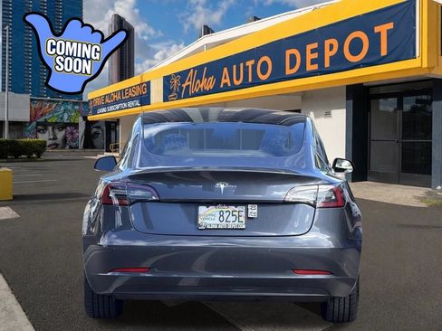 Used 2019 Tesla Model 3 Standard Range RWD image 4