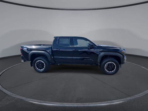 New 2026 Toyota Tacoma TRD Off-Road AWD/4WD image 9