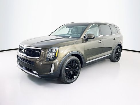 Used 2022 Kia Telluride SX w/ Towing Package image 3