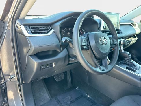 Used 2024 Toyota RAV4 XLE image 19