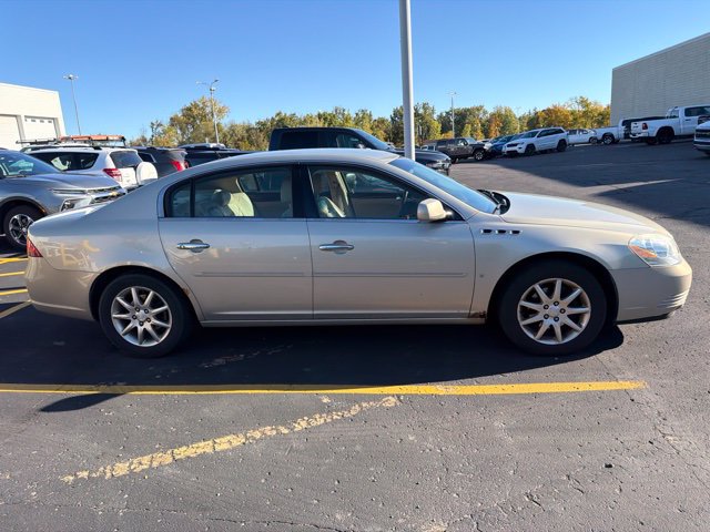 Used 2008 Buick Lucerne CXL w/ Driver Confidence Package FWD image 2