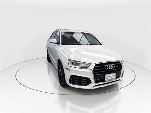 Used 2018 Audi Q3 2.0T Premium image 2