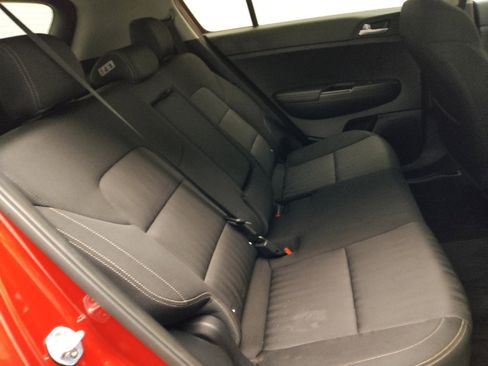 Used 2017 Kia Sportage LX image 19