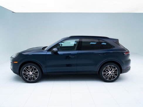 New 2026 Porsche Cayenne image 2