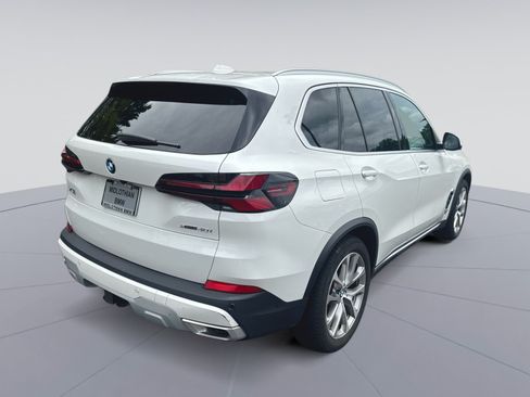Used 2024 BMW X5 xDrive40i w/ Premium Package AWD/4WD image 29