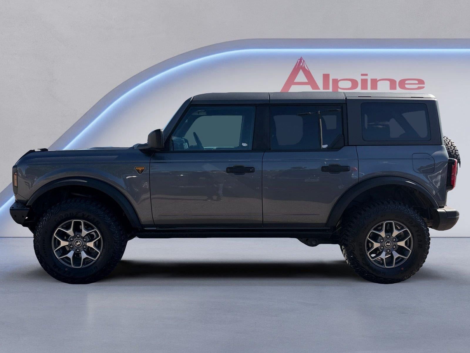 Used 2021 Ford Bronco Badlands AWD/4WD image 2