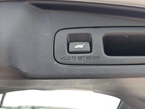 Used 2022 Honda CR-V Touring image 31