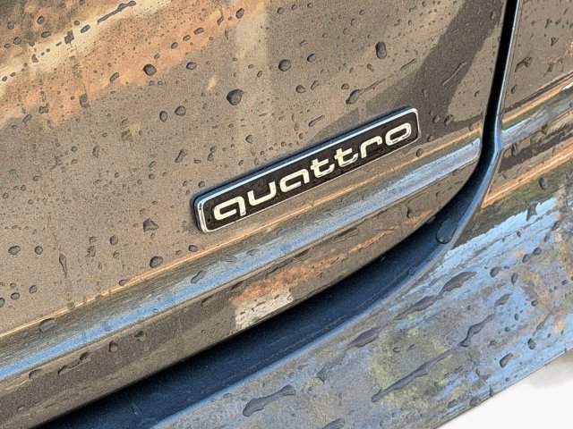 Used 2023 Audi Q8 Prestige AWD/4WD image 13