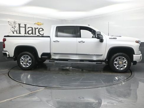 Used 2024 Chevrolet Silverado 3500 High Country w/ High Country Premium Package AWD/4WD image 48