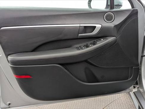 Used 2025 Hyundai Sonata SEL FWD image 13
