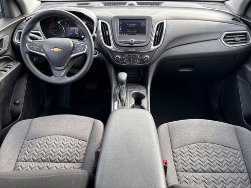 Used 2024 Chevrolet Equinox LT image 11