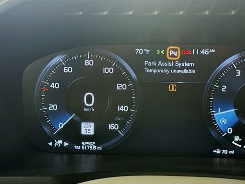 Used 2021 Volvo XC90 T6 Momentum image 14